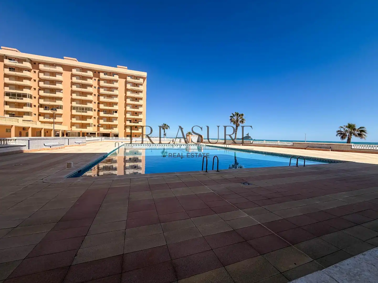 Swimming pool of Flat for sale in La Manga del Mar Menor  with Terrace and Community pool