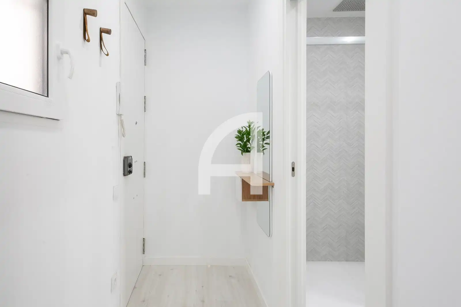 Wohnung zur Miete in Barcelona mit Klimaanlage, Heizung und Parkett