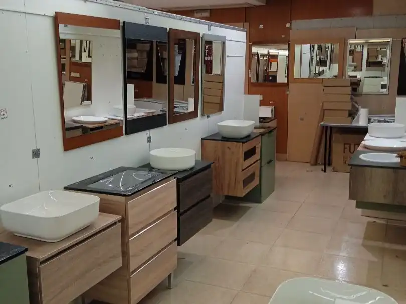 Baño de Local en venta en Alcorcón con Aire acondicionado y Calefacción