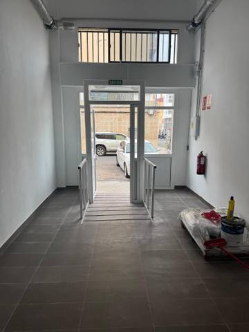 Local comercial en Alquiler en Calle Jacinto Ruiz Mendoza en Isaac Peral