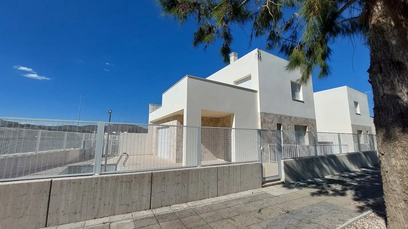 Vista exterior de Casa o chalet en venta en Hondón de las Nieves / El Fondó de les Neus con Aire acondicionado, Calefacción y Jardín privado