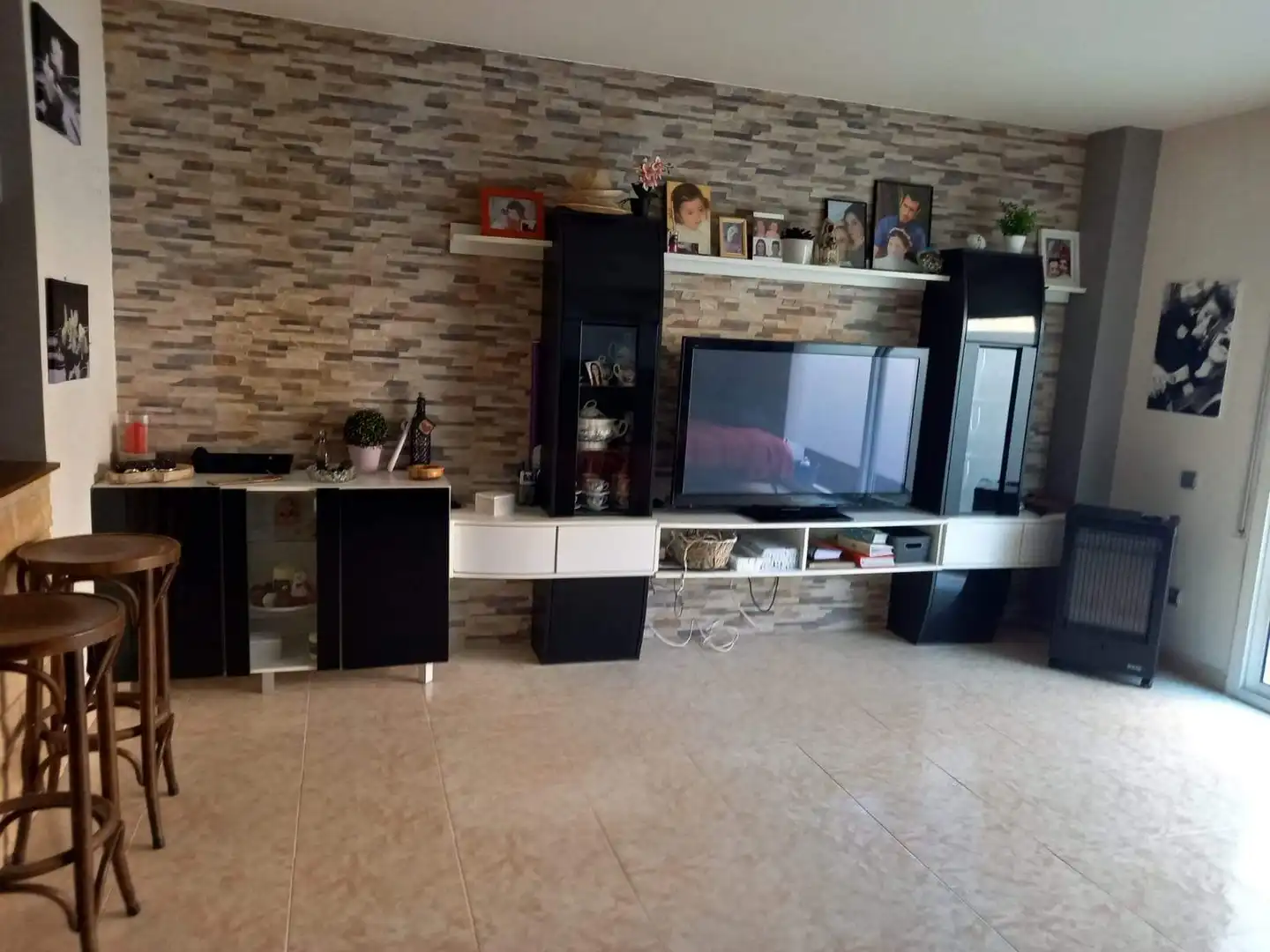 Wohnzimmer von Einfamilien-Reihenhaus zum Verkauf in Esparreguera