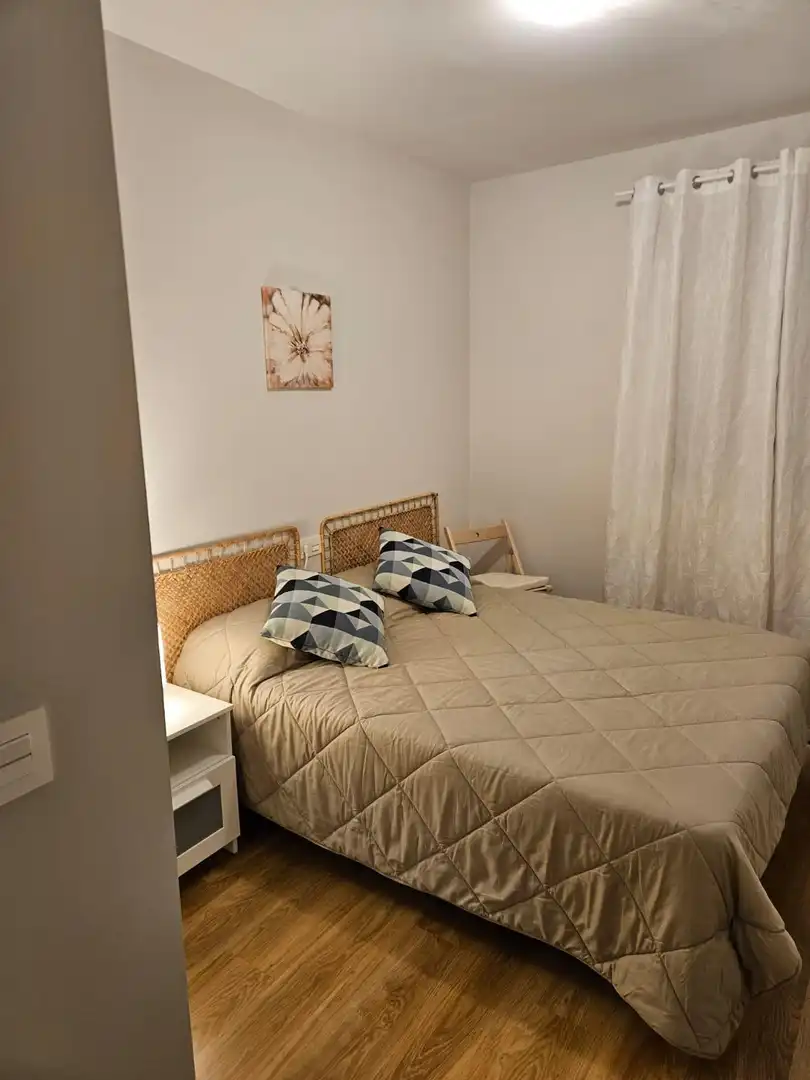 Bedroom of Flat for rent in Rincón de la Victoria  with Air Conditioner, Heating and Parquet flooring