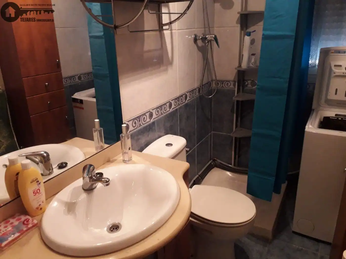 Baño de Casa o chalet en venta en Robledo con Calefacción, Jardín privado y Terraza
