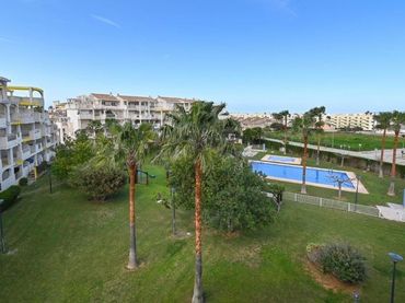 Apartament amb piscina en venda a Las Marinas / Les Marines