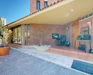 Jardí de Casa o xalet en venda en Alicante / Alacant amb Terrassa i Piscina