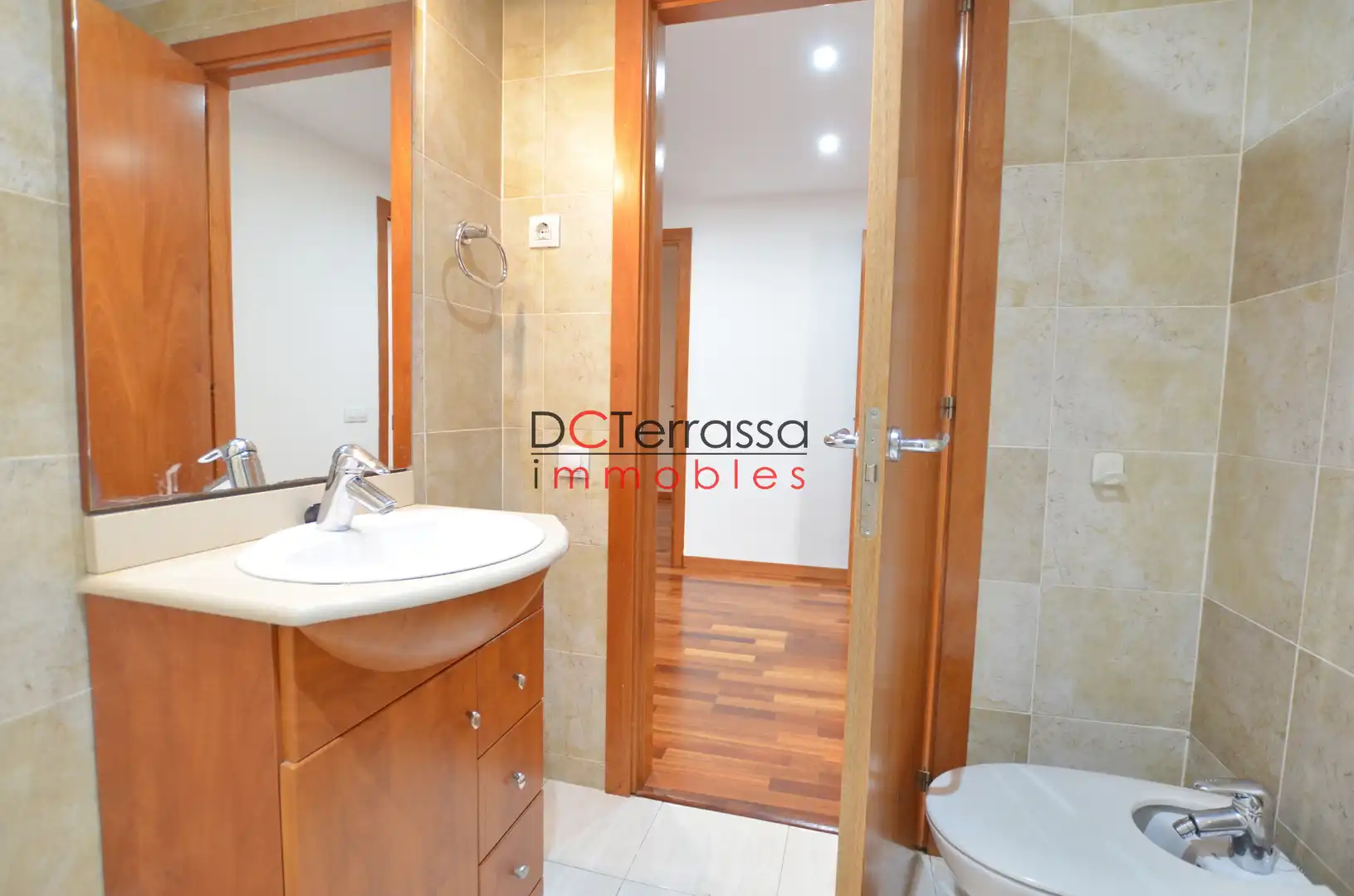 Baño de Piso en venta en Terrassa con Calefacción, Parquet y Balcón