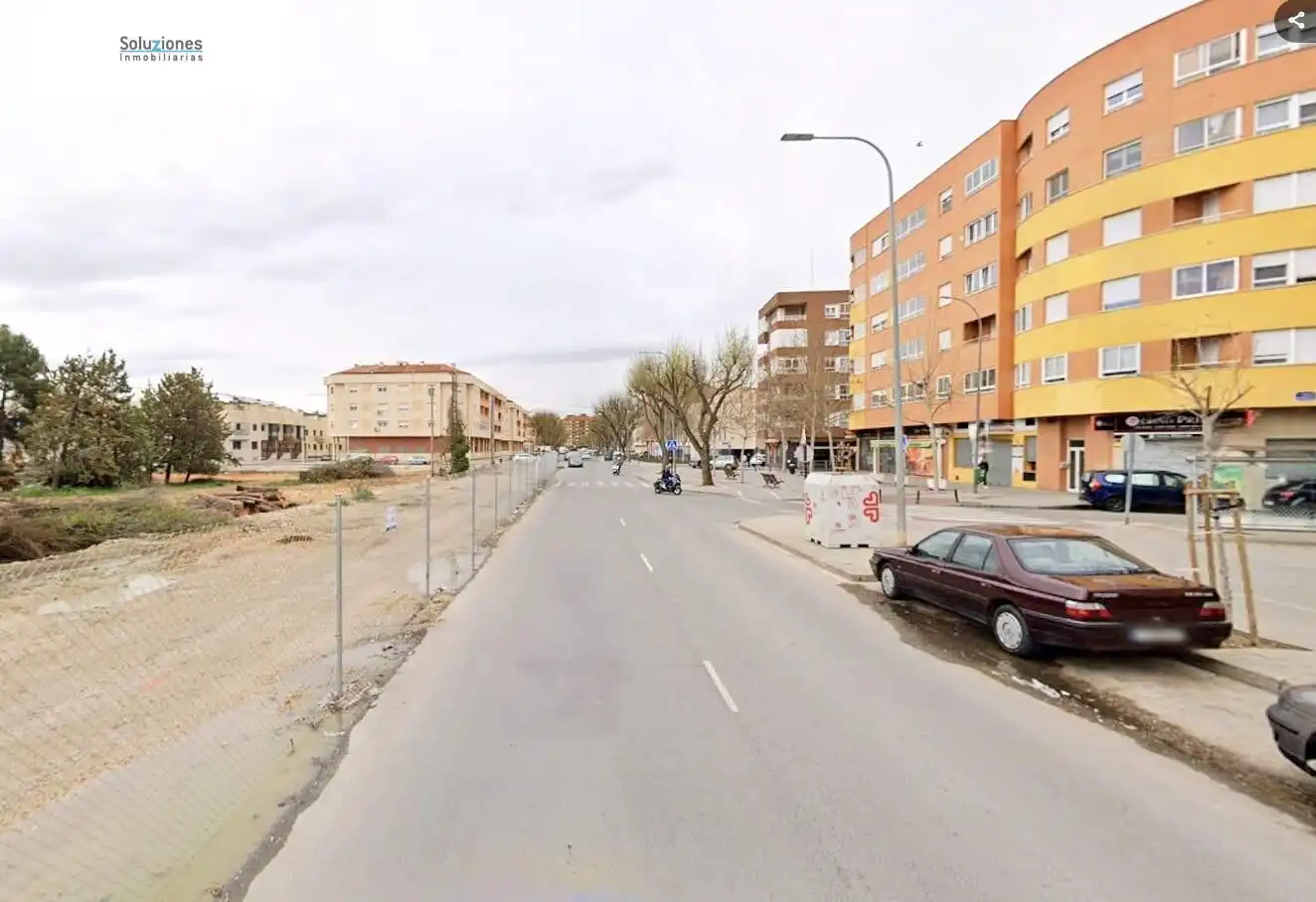 Vista exterior de Piso en venta en Albacete con Calefacción, Terraza y Trastero