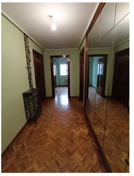 Piso en venta en Zaragoza con Calefacción, Terraza y Trastero
