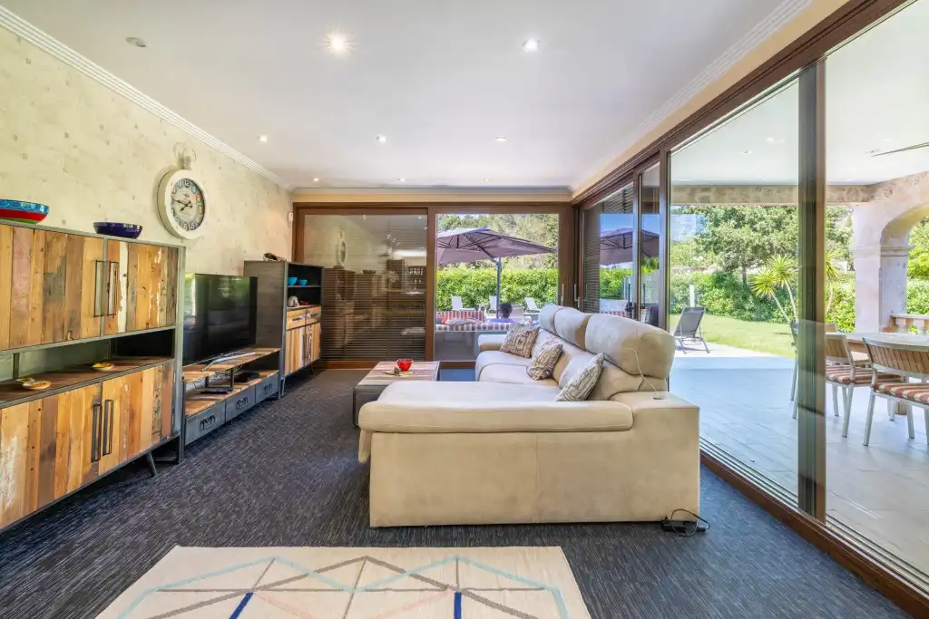 Sala de estar de Casa o chalet en venta en Pollença con Aire acondicionado, Jardín privado y Terraza