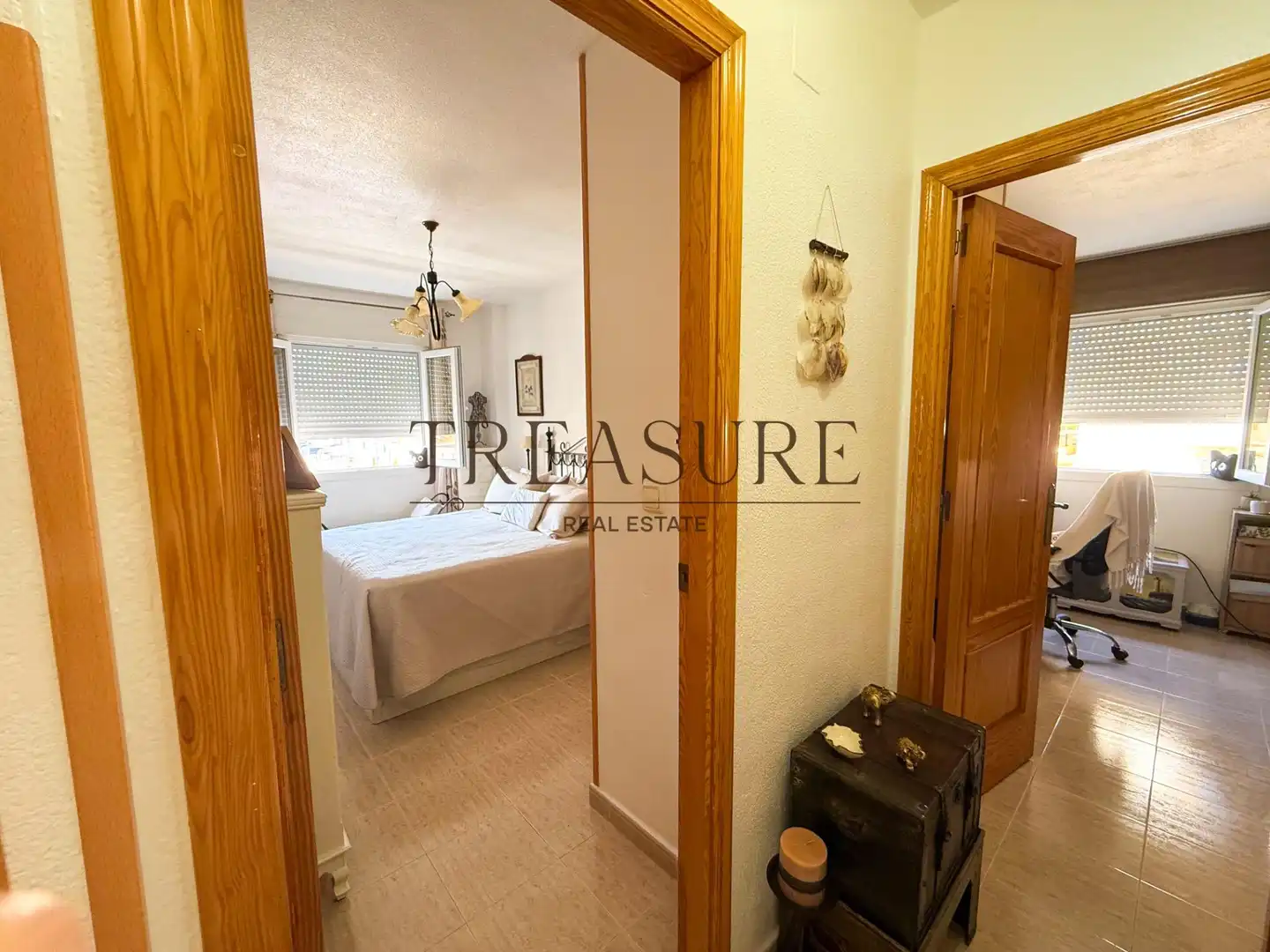 Bedroom of Flat for sale in Cartagena  with Air Conditioner, Balcony and Community pool