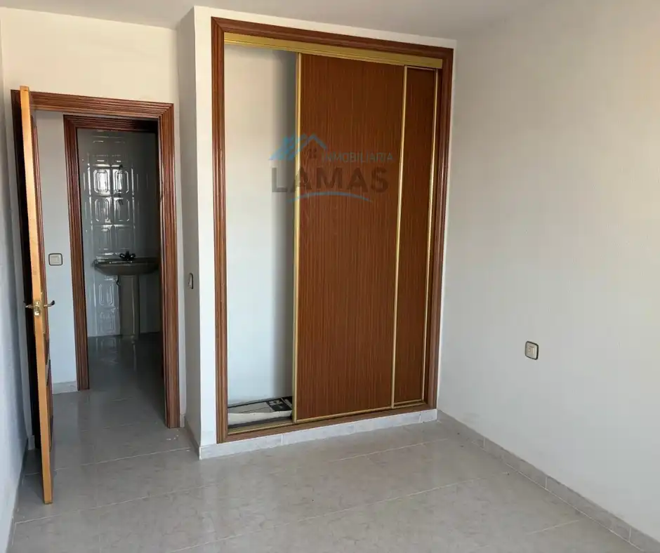 Habitación de Piso en venta en Talayuela con Terraza