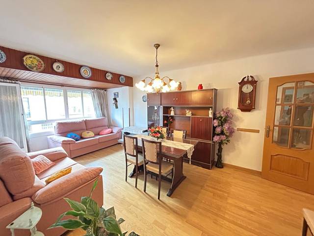 Piso en Venta en Carrer de Miquel Biada en Peramàs