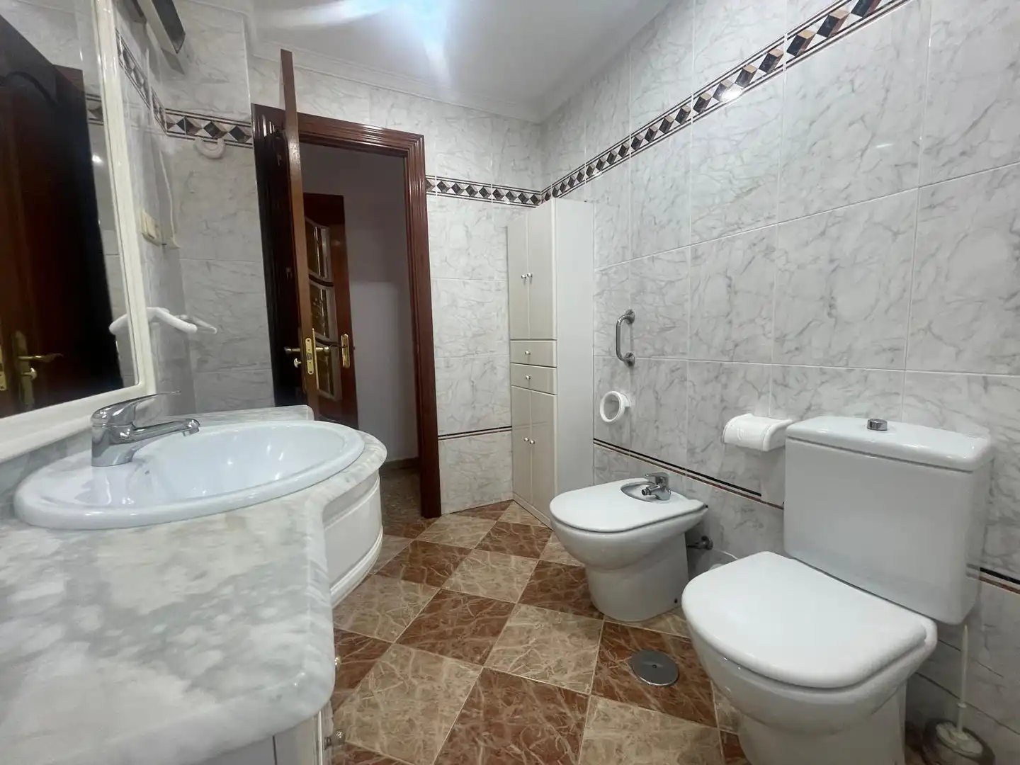 Bany de Casa o xalet en venda en Málaga amb Aire condicionat, Jardí privat i Terrassa