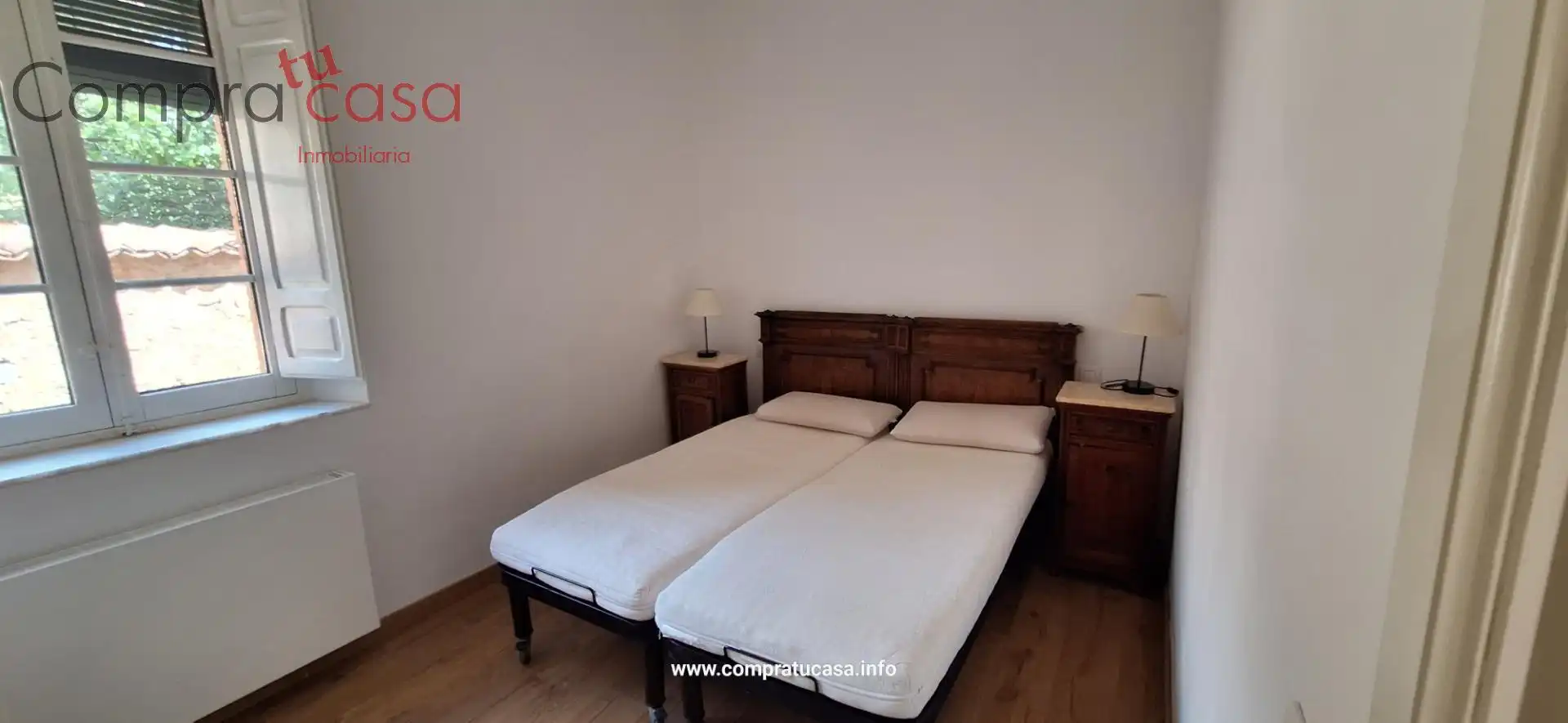 Dormitori de Pis de lloguer en Segovia amb Calefacció, Moblat i Balcó