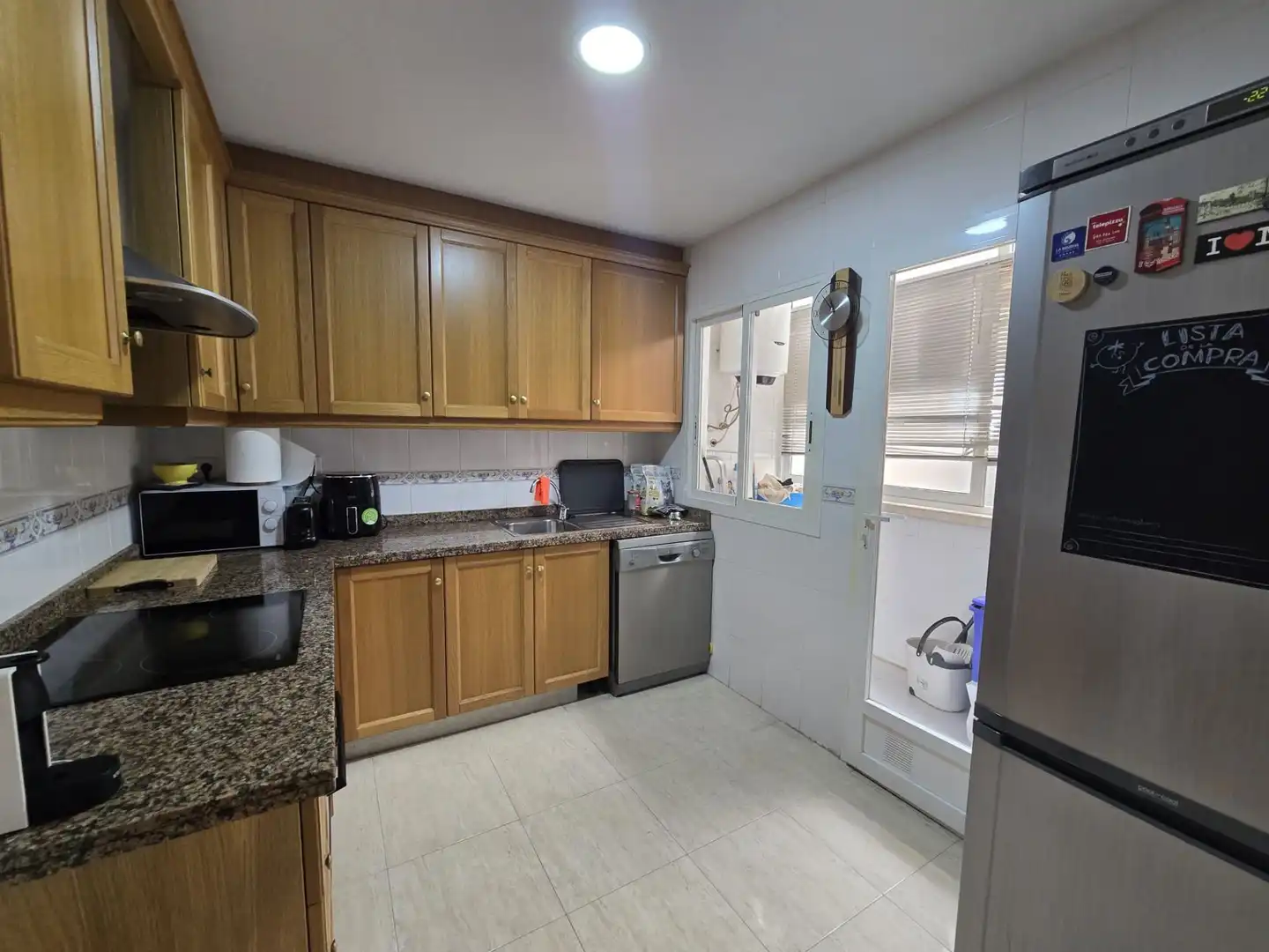 Cuina de Apartament en venda en Santa Pola amb Aire condicionat i Moblat