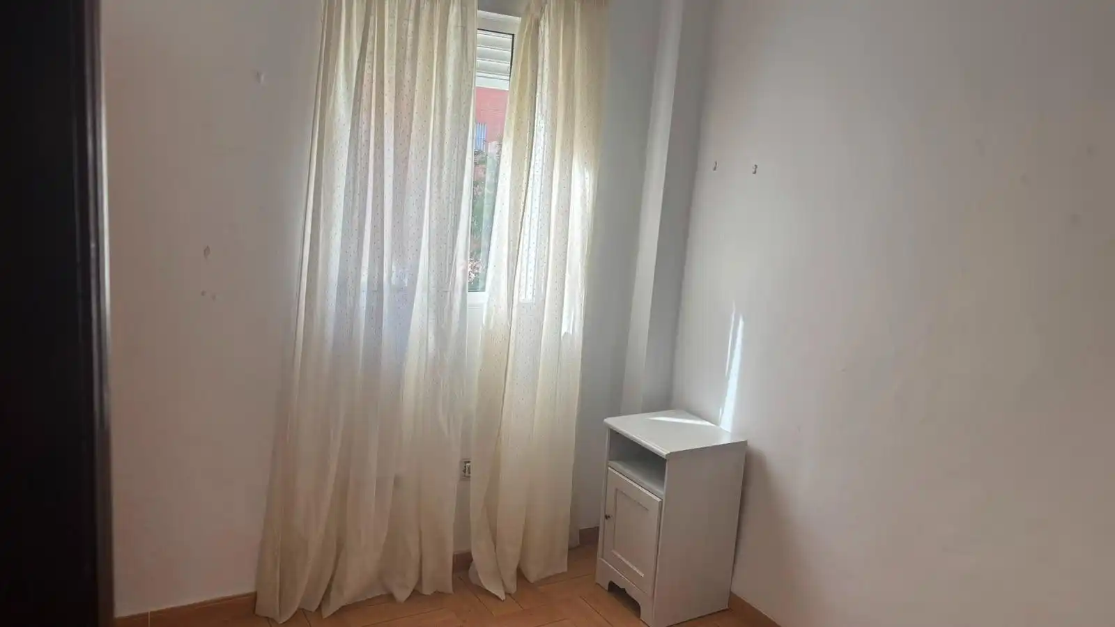 Bedroom of Flat for sale in Sevilla  with Air Conditioner, Terrace and Furnished