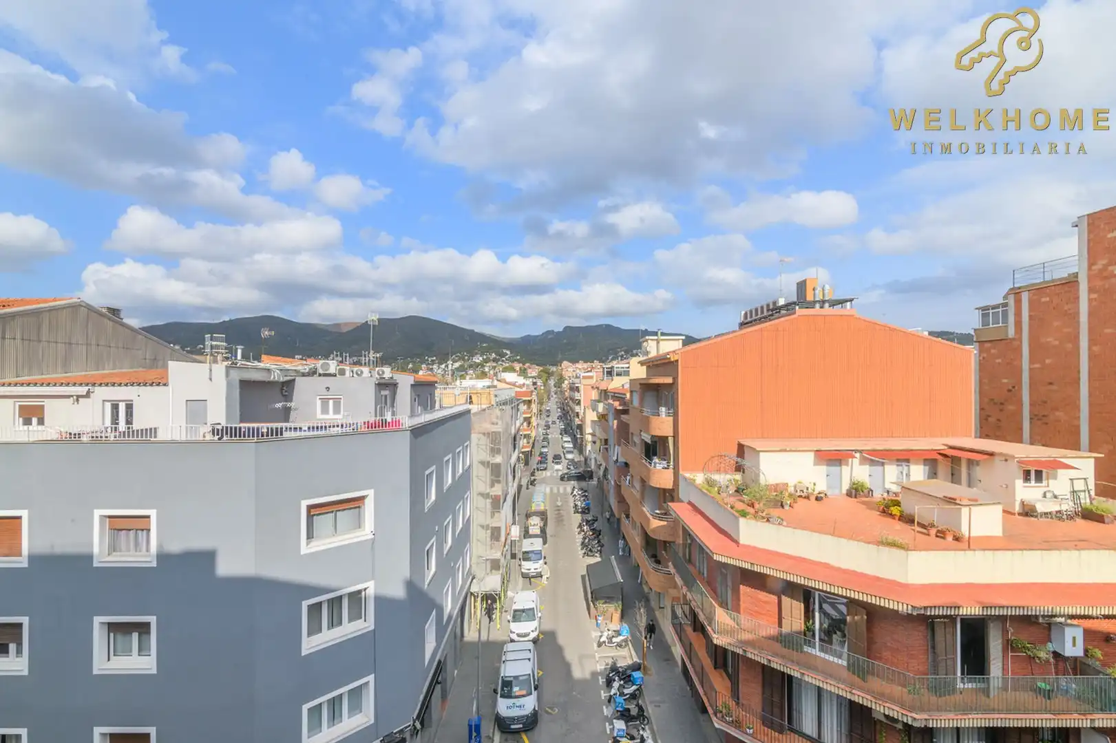 Vista exterior de Pis en venda en Castelldefels amb Aire condicionat i Terrassa