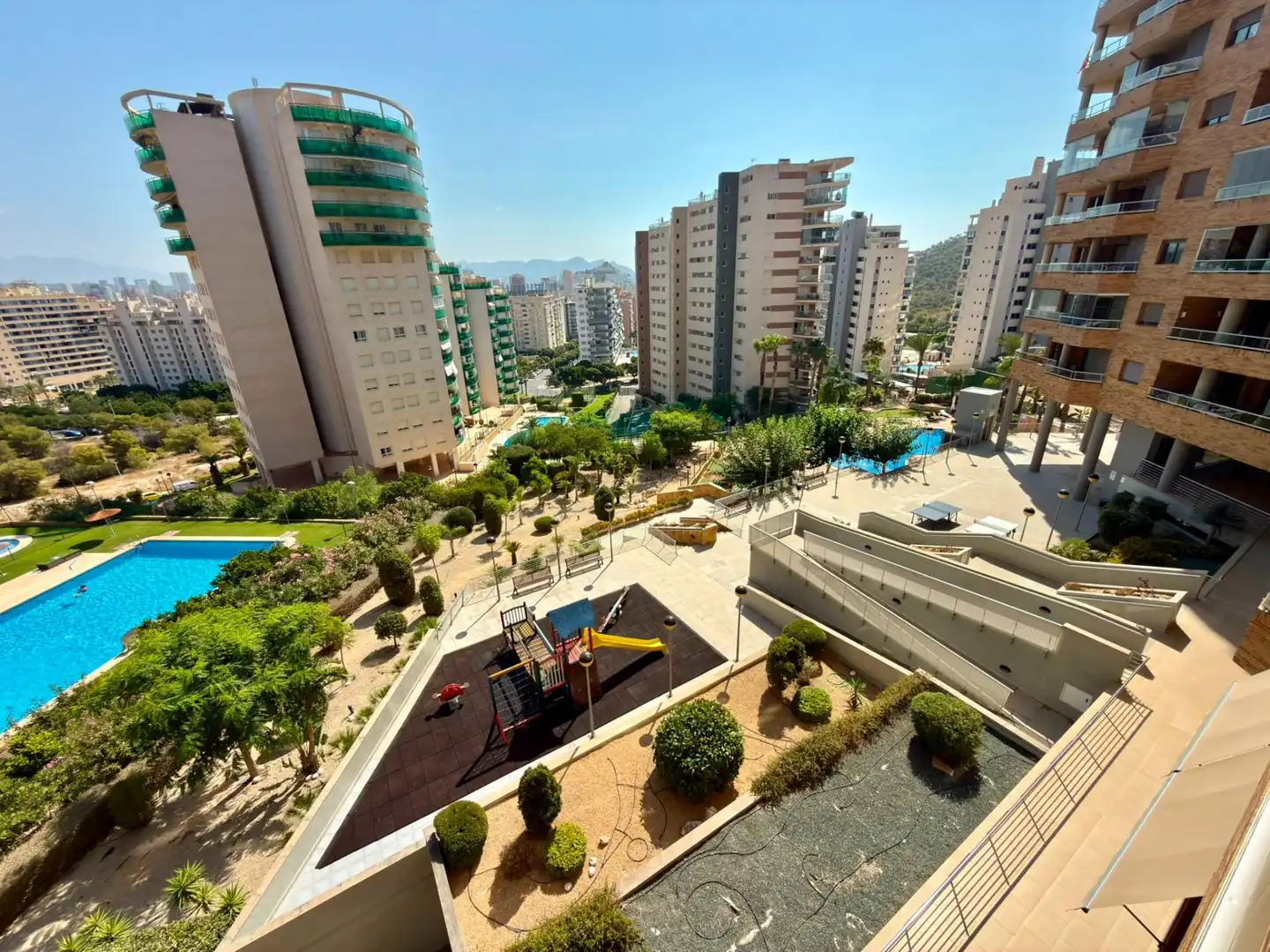 Pis amb piscina en venda a Calle PONENT "Torre Maestral", imagen 43