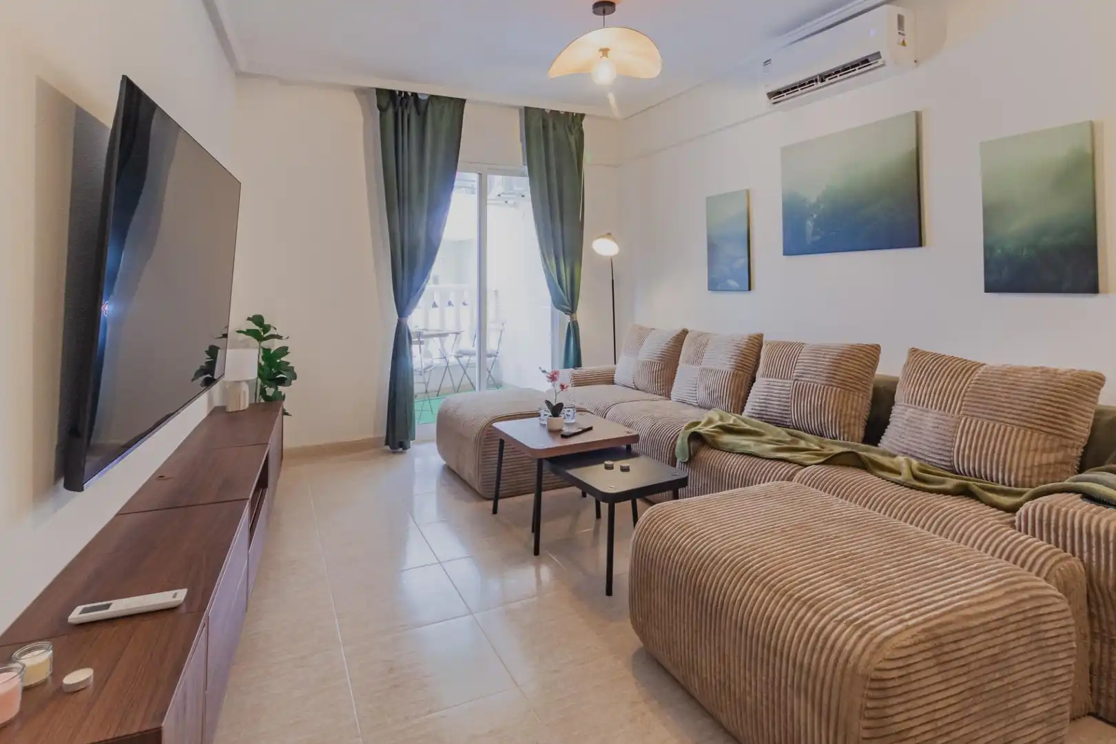 Apartment with terrace for sale in Calle C. Almudena 60, imagen 6