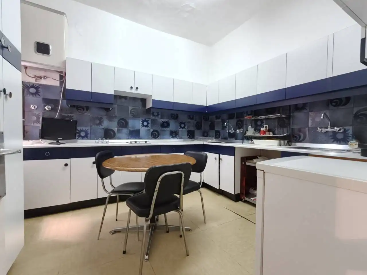 Cocina de Piso en venta en Bilbao  con Calefacción y Trastero