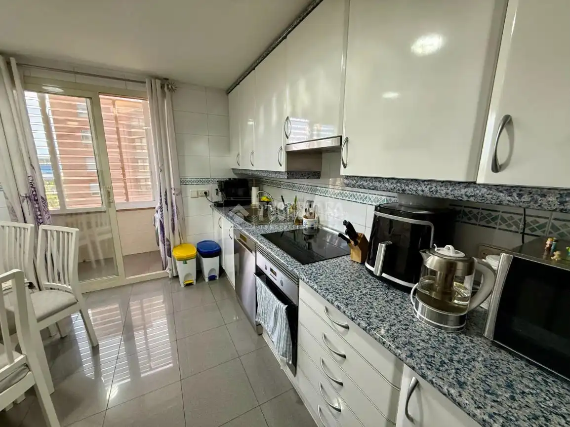 Kitchen of Flat for sale in Madrid  with Air Conditioner and Heating