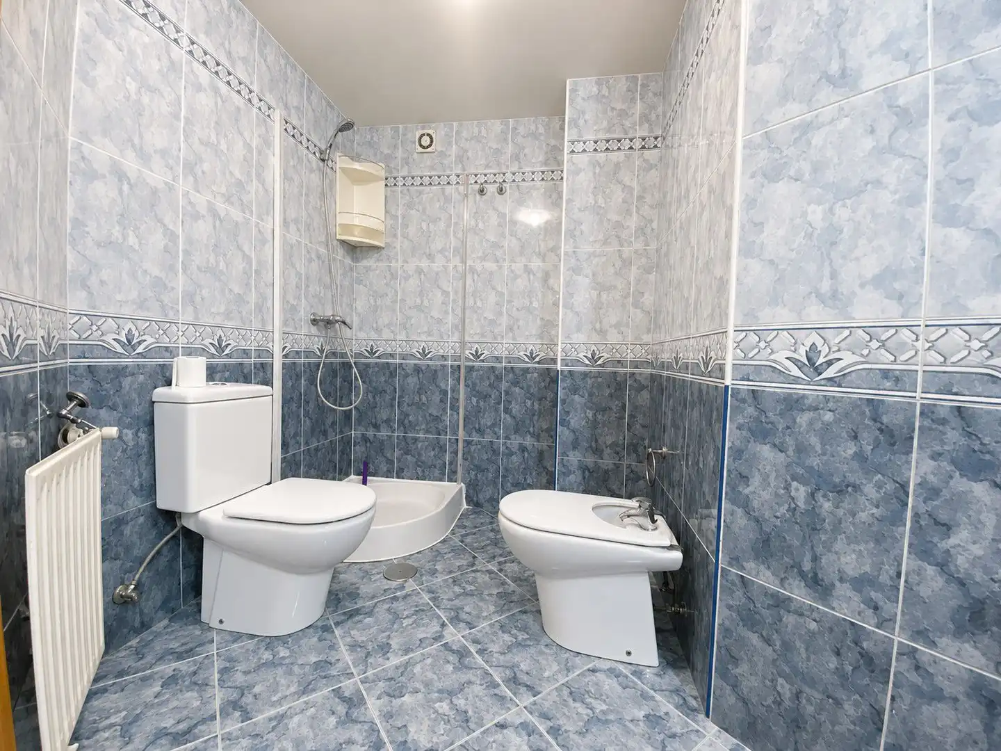 Bathroom of Flat for sale in Torrejón de Ardoz  with Heating and Parquet flooring