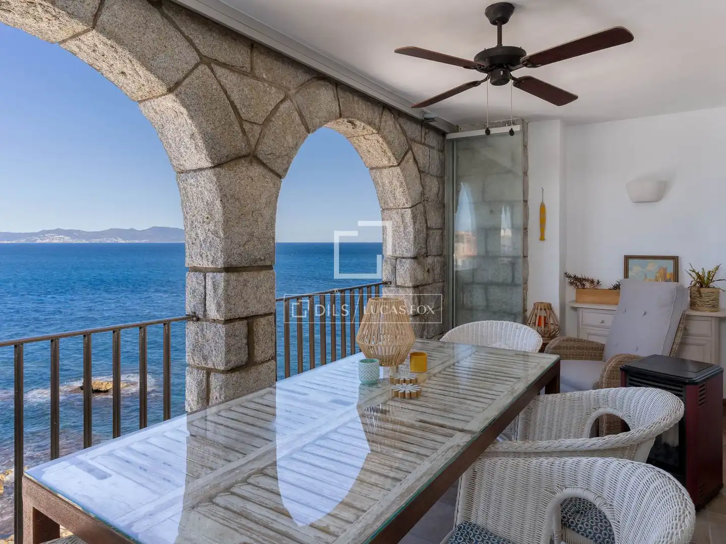 Terraza de Piso en venta en L'Escala con Calefacción, Terraza y Trastero
