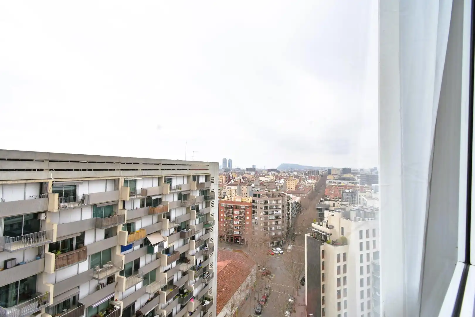 Vista exterior de Piso en venta en Barcelona con Aire acondicionado y Calefacción