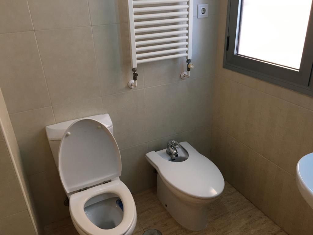 Bathroom of Flat for sale in Torre-Pacheco  with Air Conditioner, Heating and Parquet flooring