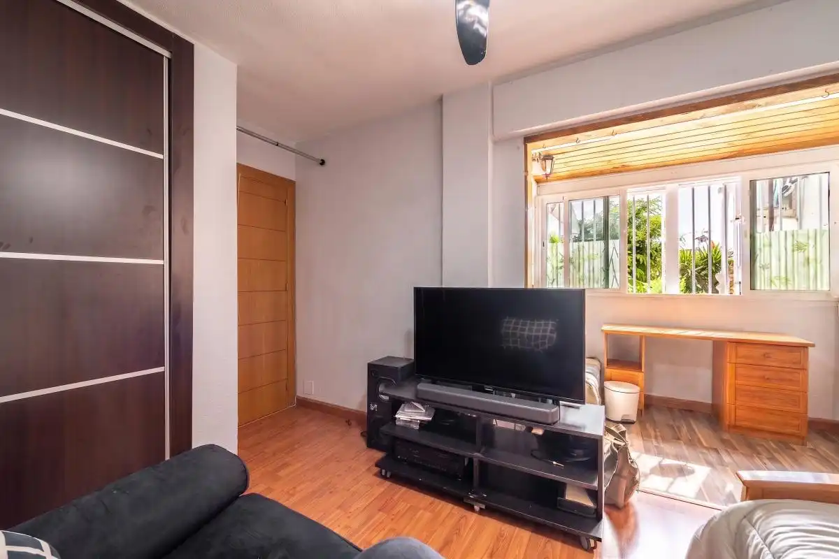 Sala d'estar de Casa adosada en venda en Alhaurín de la Torre amb Calefacció, Jardí privat i Terrassa