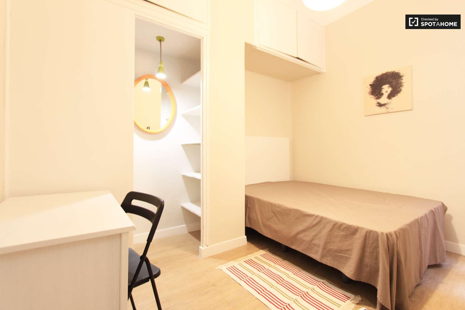 Flat to share in Castellana