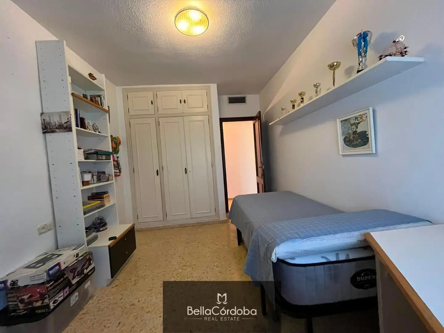 Dormitori de Casa o xalet en venda en Córdoba amb Aire condicionat, Calefacció i Terrassa