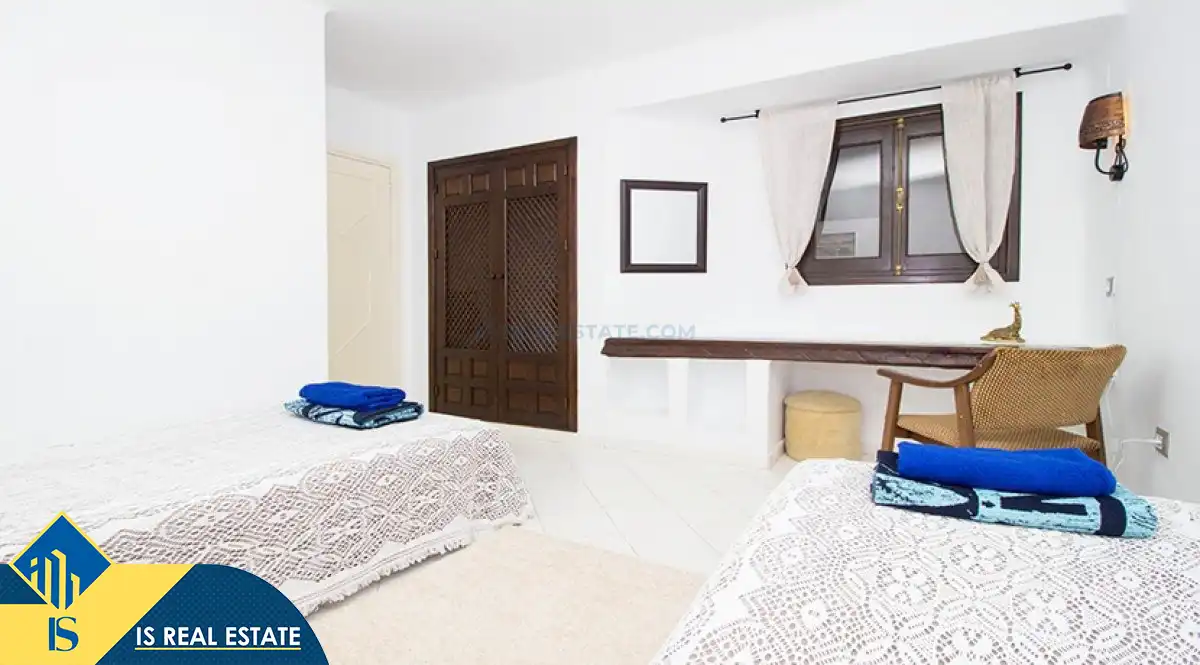 Dormitori de Apartament de lloguer en Torrevieja amb Aire condicionat, Calefacció i Terrassa