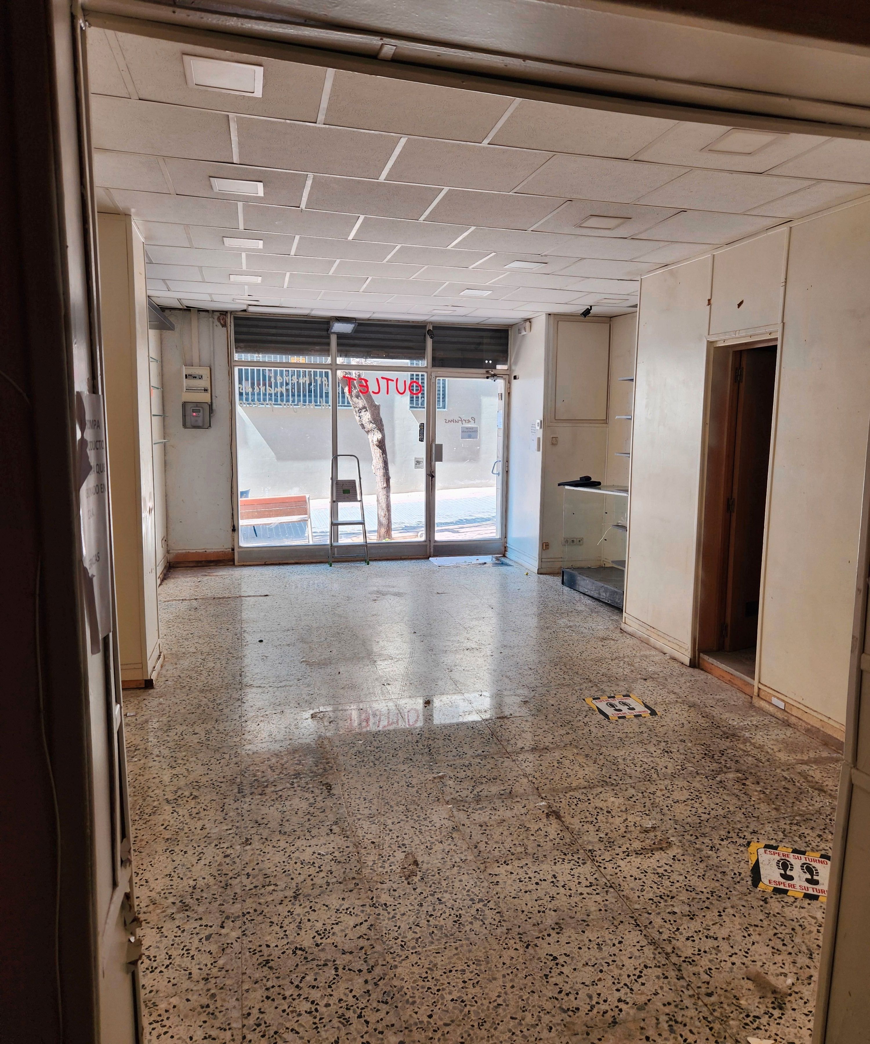 Local de lloguer a Carrer de Joaquim Valls, La Prosperitat, Nou Barris