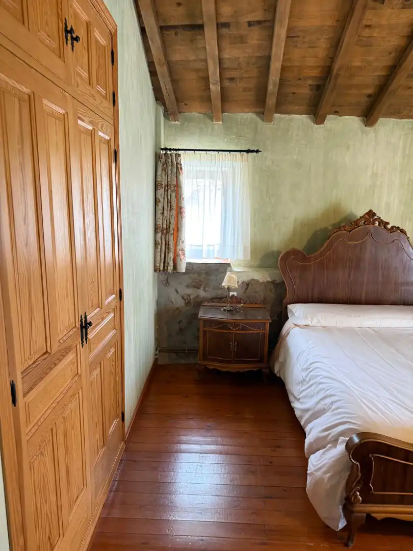 Habitación de Casa adosada en venta en La Torre con Calefacción, Jardín privado y Terraza