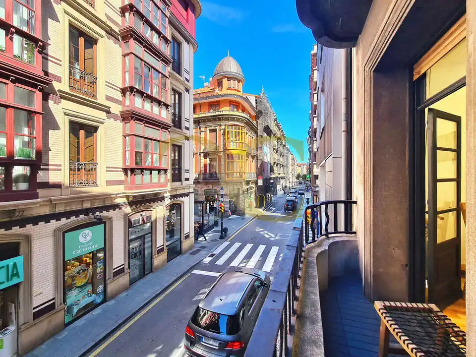 Vista exterior de Piso en venta en Gijón  con Calefacción, Terraza y Balcón
