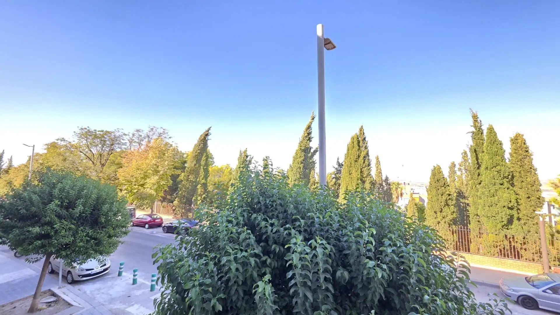 Piso con terraza en venta en Calle Juanito Valderrama, imagen 5