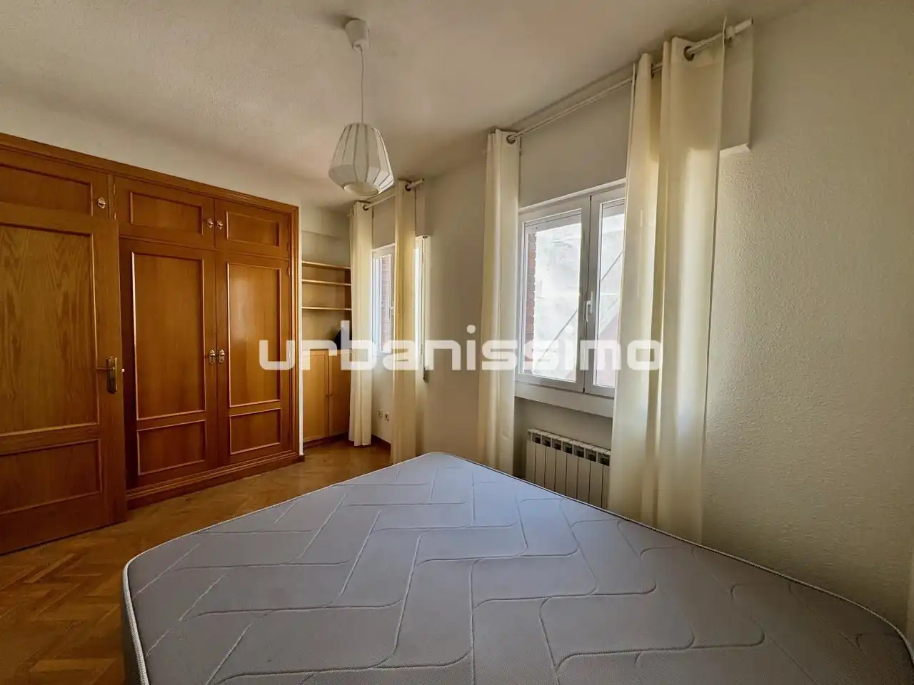 Apartament de lloguer a Esperanza Sánchez Carrascosa, Valdeacederas