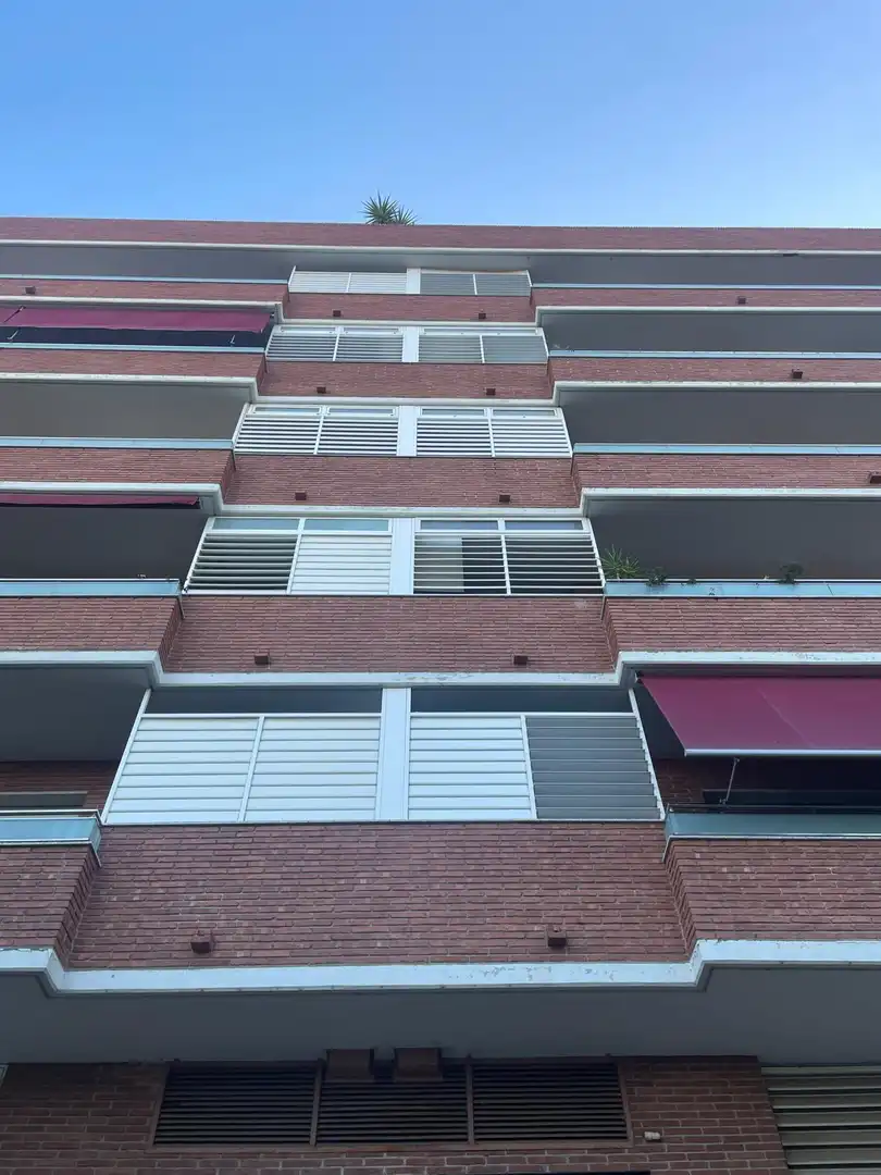 Vista exterior de Piso en venta en Viladecans con Jardín privado y Balcón