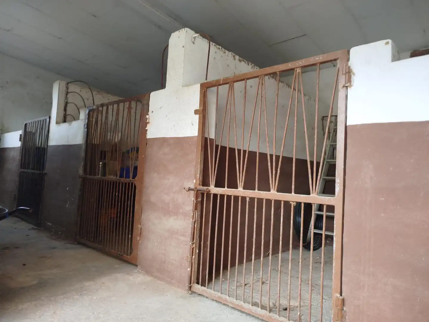 Country homes for sale in Ondara  with Private garden