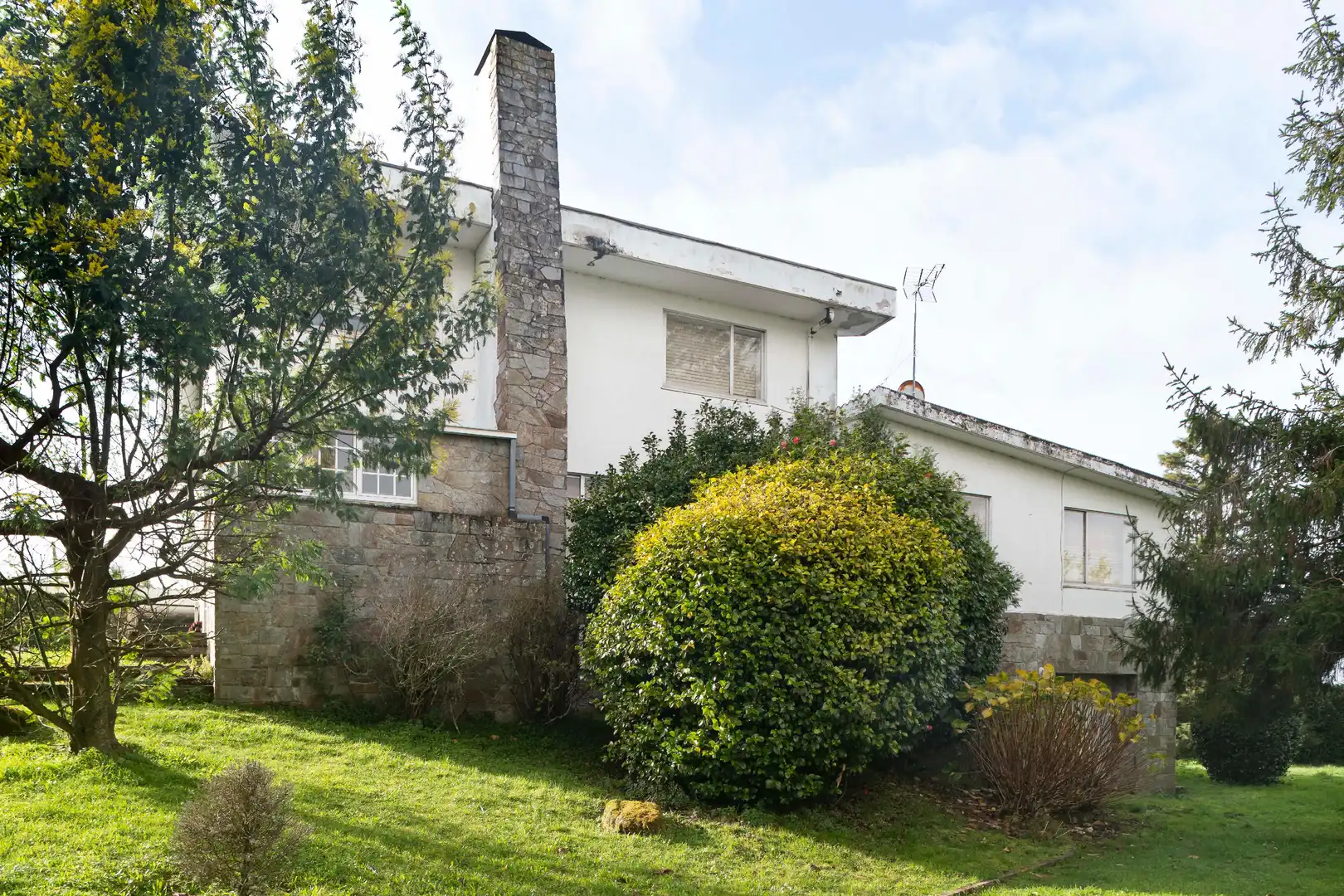 Vista exterior de Casa o chalet en venta en A Coruña Capital  con Calefacción, Jardín privado y Terraza