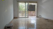 Sala d'estar de Pis en venda en Granollers amb Terrassa i Balcó