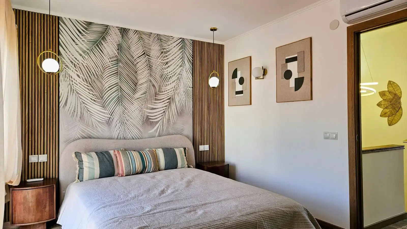 Habitación de Casa adosada en venta en Marbella con Aire acondicionado, Calefacción y Jardín privado