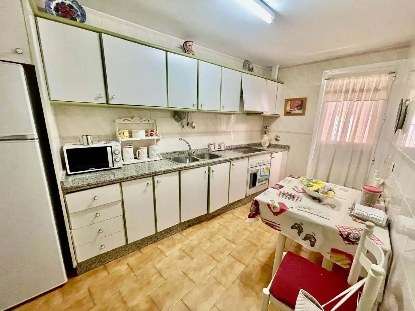 Kitchen of Detached homes for sale in El Carpio