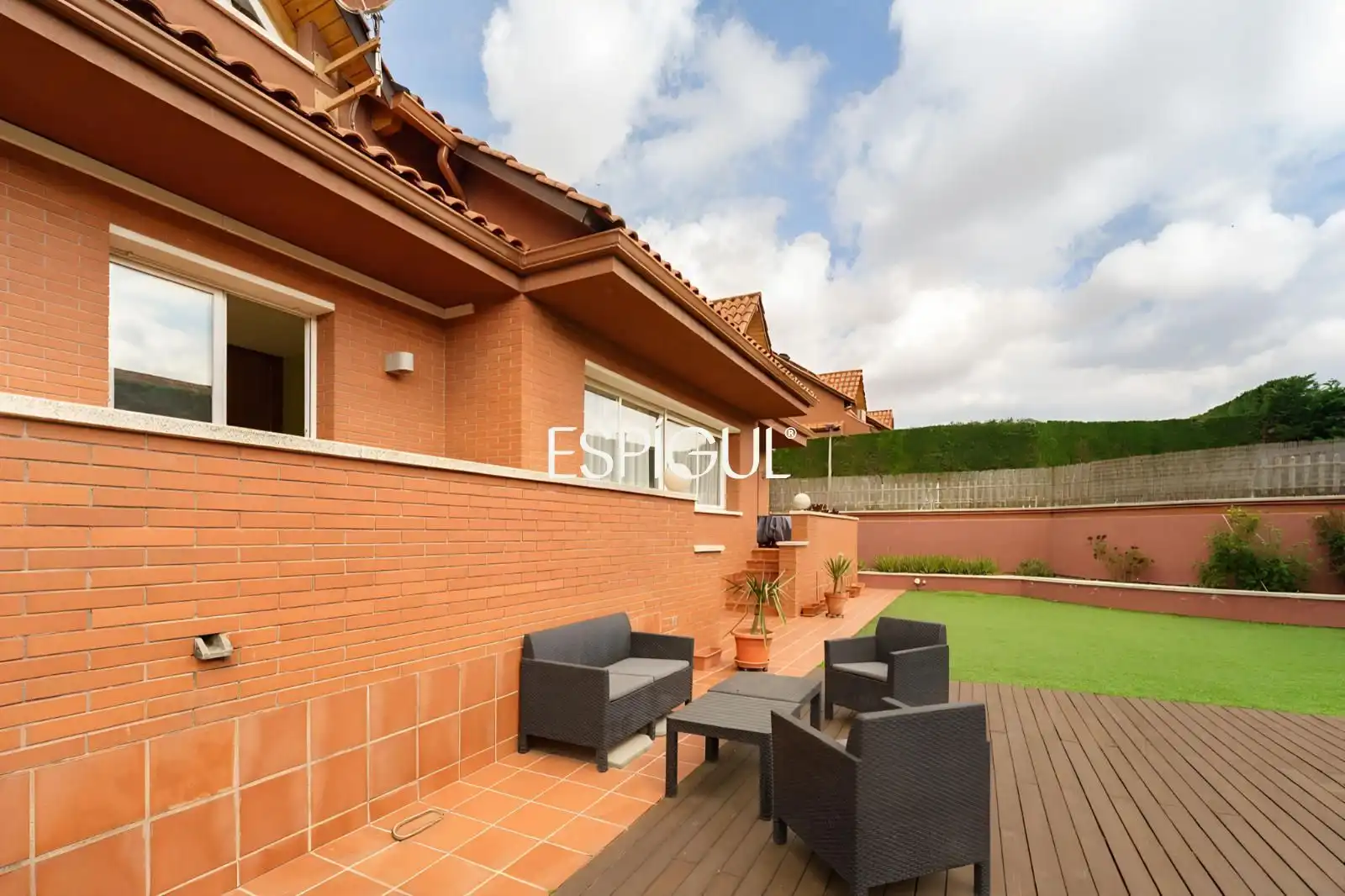 Terrace of Houses for sale in Sant Cugat del Vallès  with Air Conditioner, Heating and Storage room
