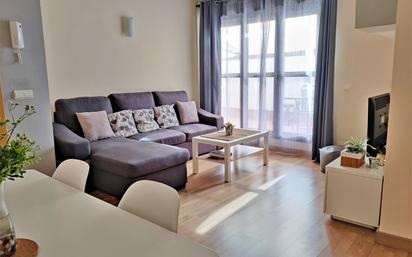 Living room of Flat for sale in Santa Cruz del Retamar  with Air Conditioner, Heating and Parquet flooring