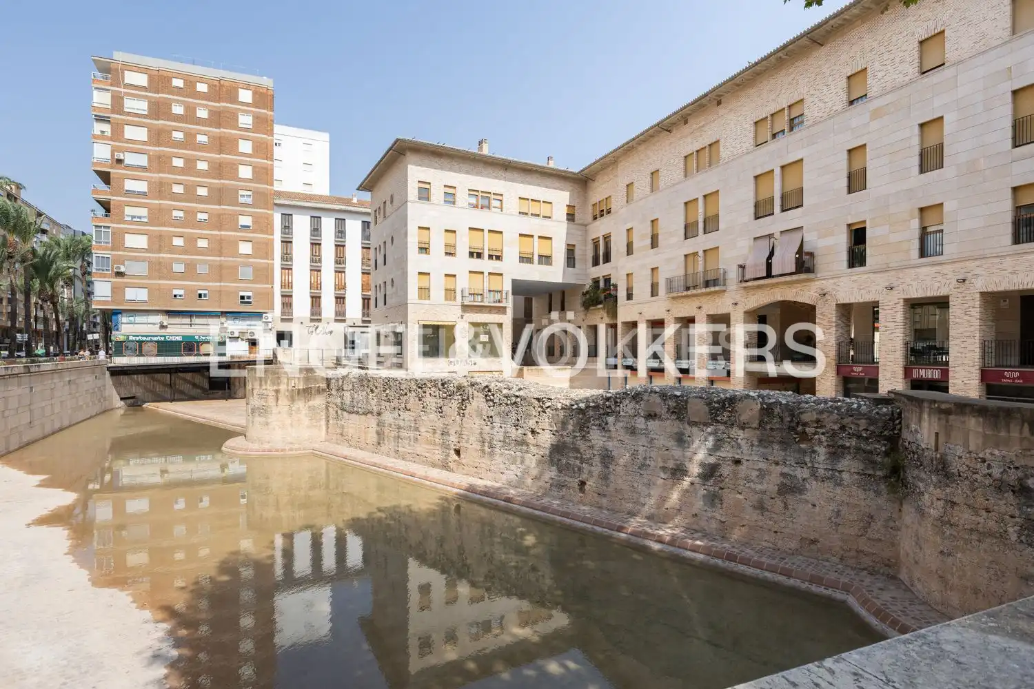 Vista exterior de Dúplex de alquiler en Alzira con Aire acondicionado, Calefacción y Terraza