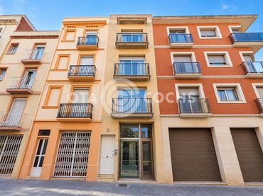 Piso con balcón en venta en Carrer ROSER