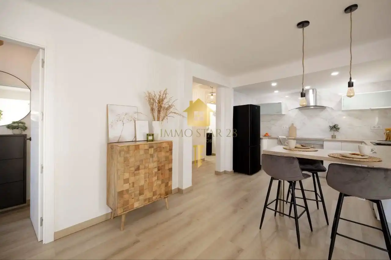 Piso en venta en Passatge Salins 4 Línea, Salins - Cavall de Mar